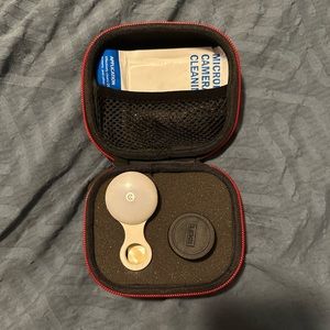 Selfie light with lens